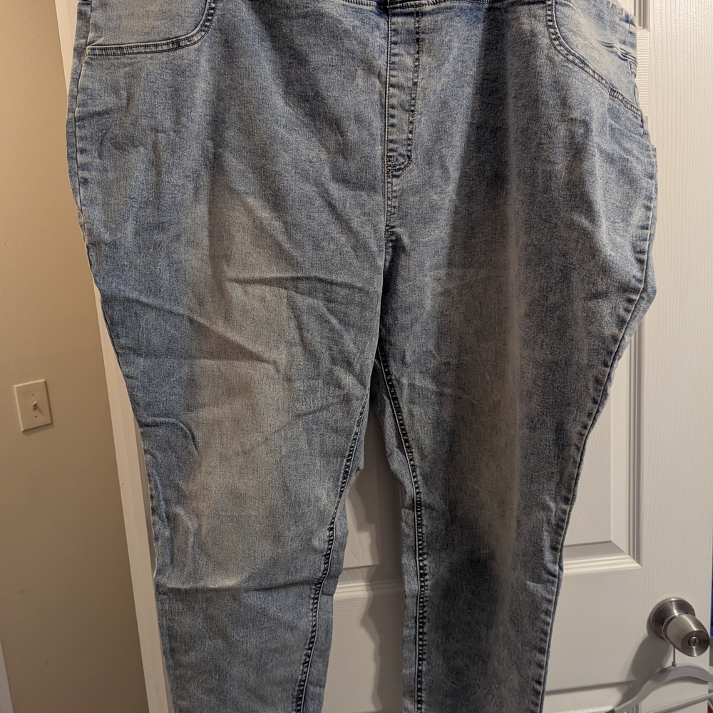 Women's Light Blue Jeans